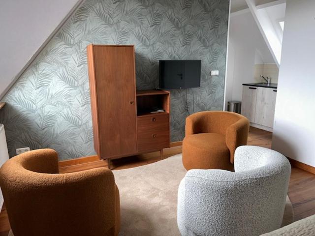 Hotel Stadsherberg سنيك المظهر الخارجي الصورة