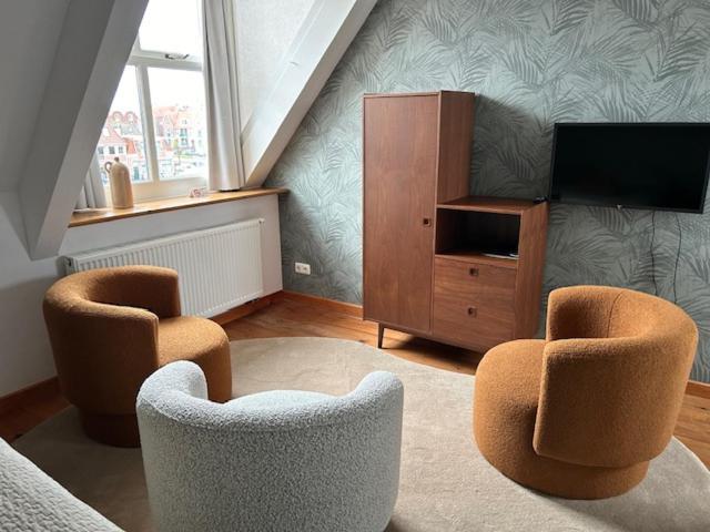 Hotel Stadsherberg سنيك المظهر الخارجي الصورة