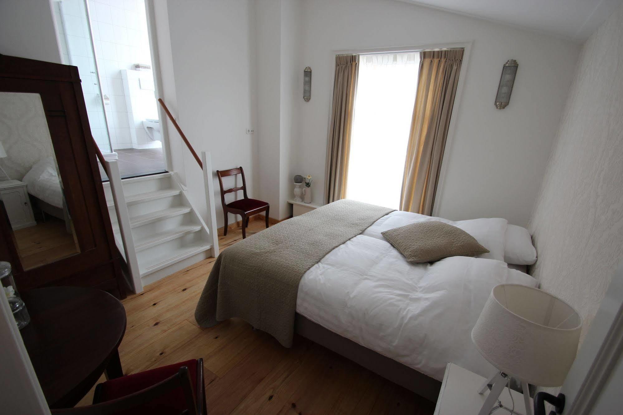 Hotel Stadsherberg سنيك المظهر الخارجي الصورة